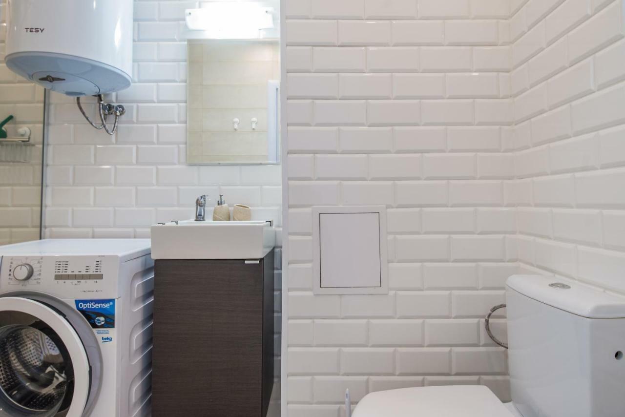 Cinecitta - One Bedroom Lion'S Bridge Apartment 소피아 외부 사진