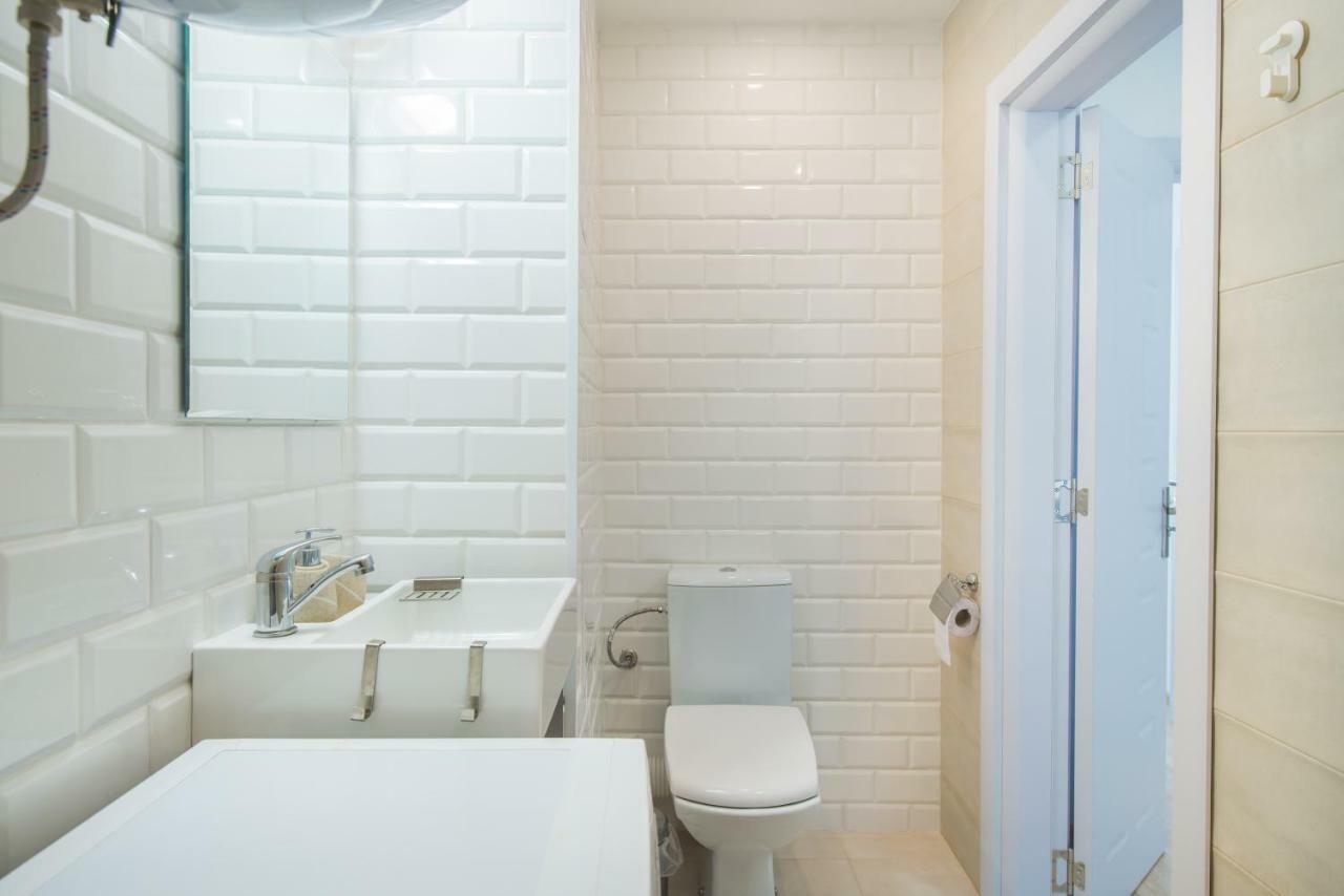 Cinecitta - One Bedroom Lion'S Bridge Apartment 소피아 외부 사진