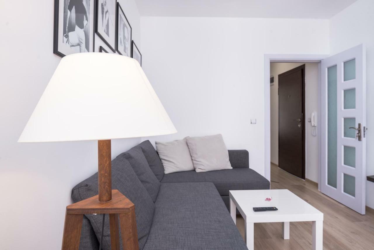 Cinecitta - One Bedroom Lion'S Bridge Apartment 소피아 외부 사진
